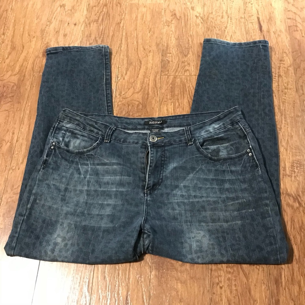 WEDDING SALE Roz & Ali Leopard Skinny Jeans
